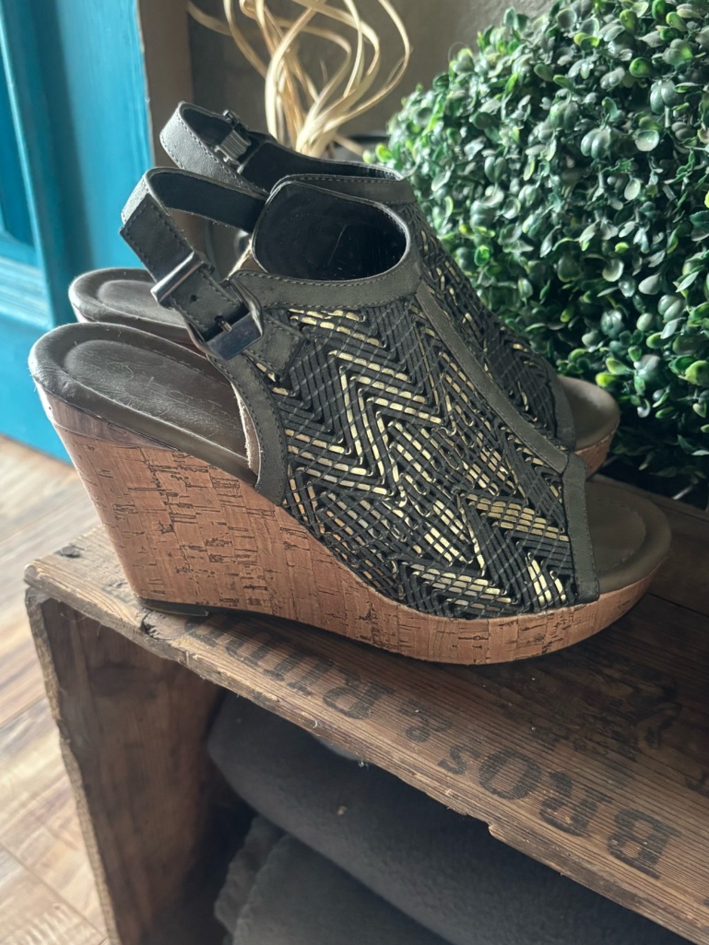 Hot Tomato Gray and Gold Wedge Sandals